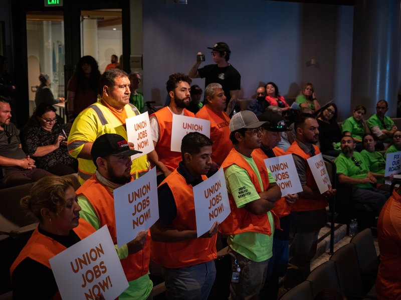 879272a3-cfac-415a-8f38-ed536556ad3d