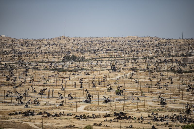 2b1a6681-a454-43f0-add7-2432f2700b90