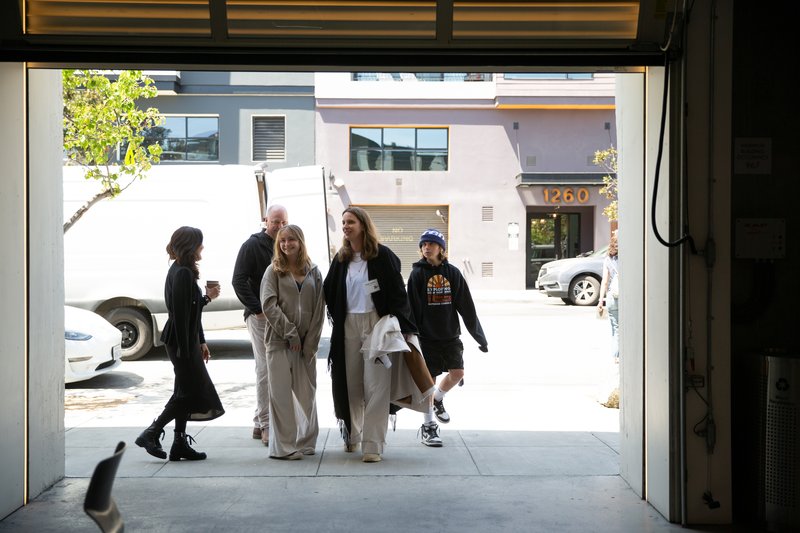 1c17f87b-1d80-4037-bb9c-092d69d62dcf