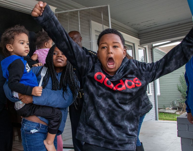 62b12da9-7456-4359-abc2-315dee46a128